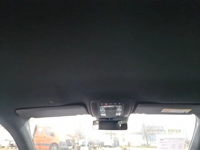 Mercedes-Benz CLA 200 AMG Line Coupé