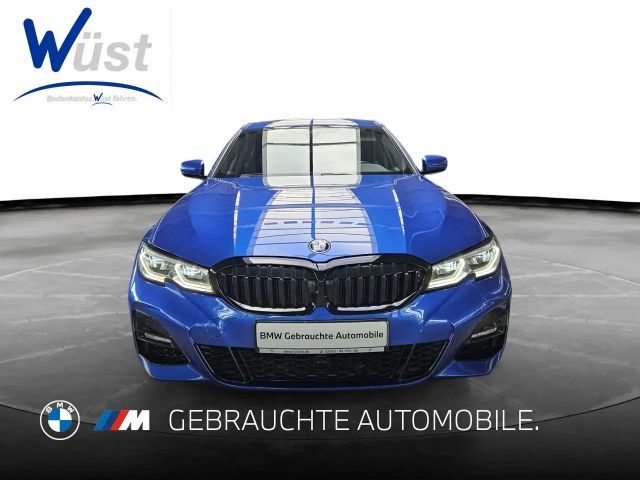 BMW 320 320i Sedan xDrive