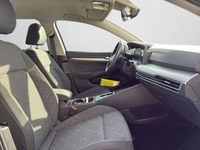 Volkswagen Golf DSG Golf VIII Life Variant