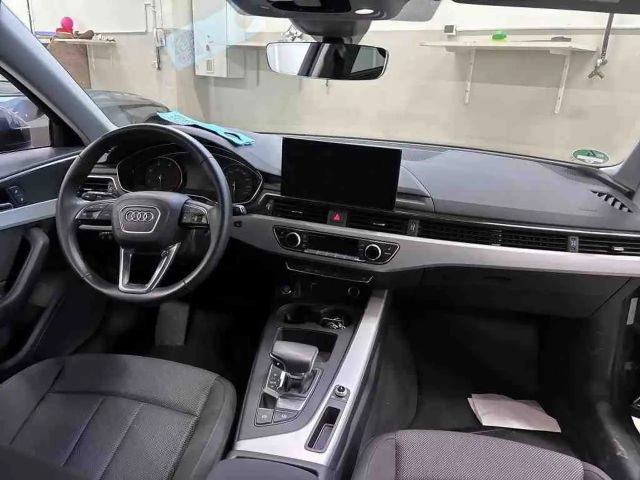 Audi A4 35 TDI Avant S-Tronic