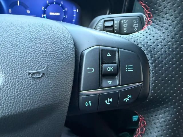 Ford Focus ST Line Wagon