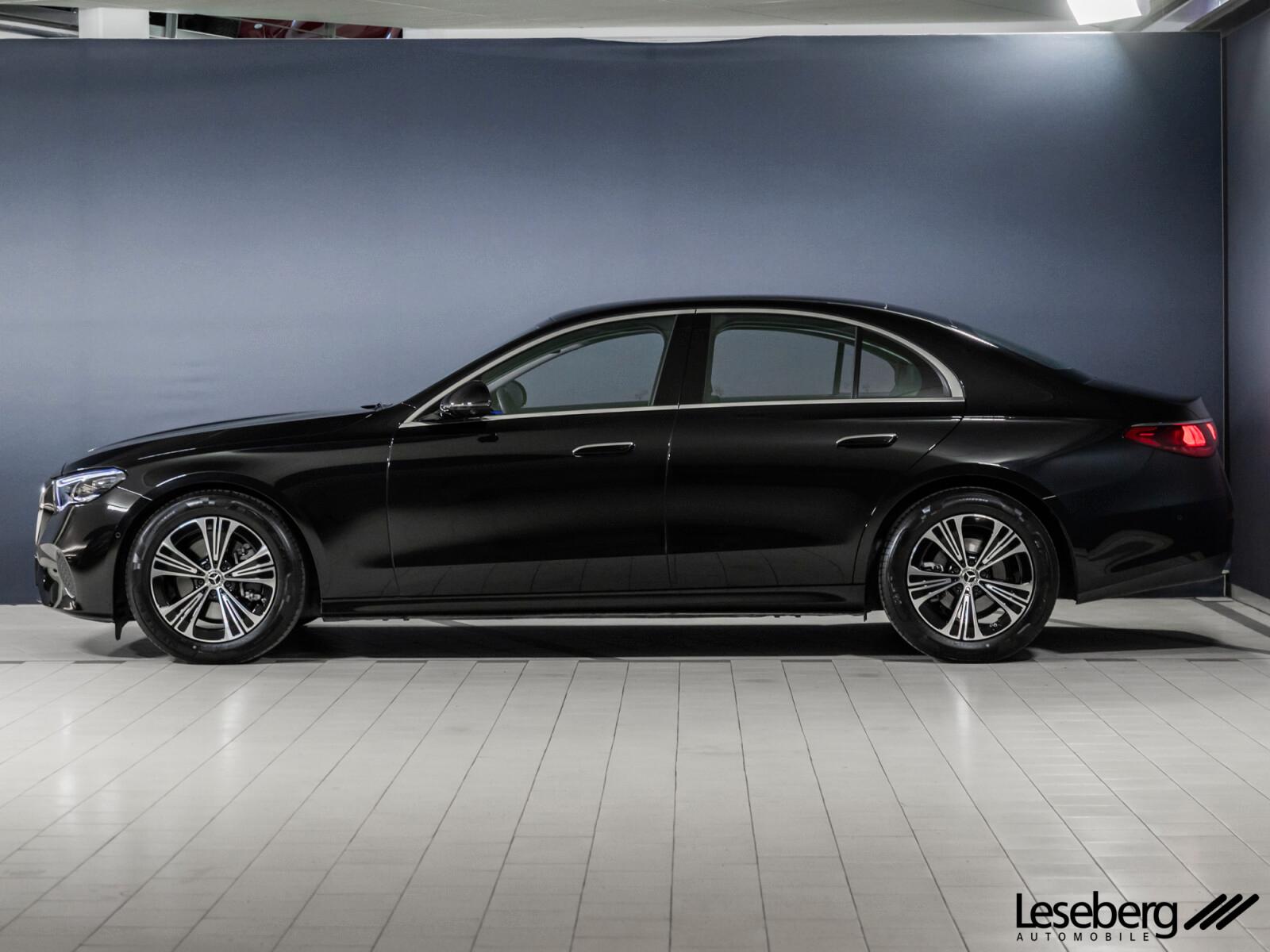 Mercedes-Benz E 200 AVANTGARDE Sedan