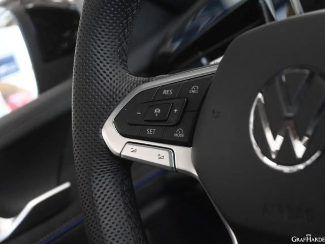 Volkswagen Passat DSG R-Line