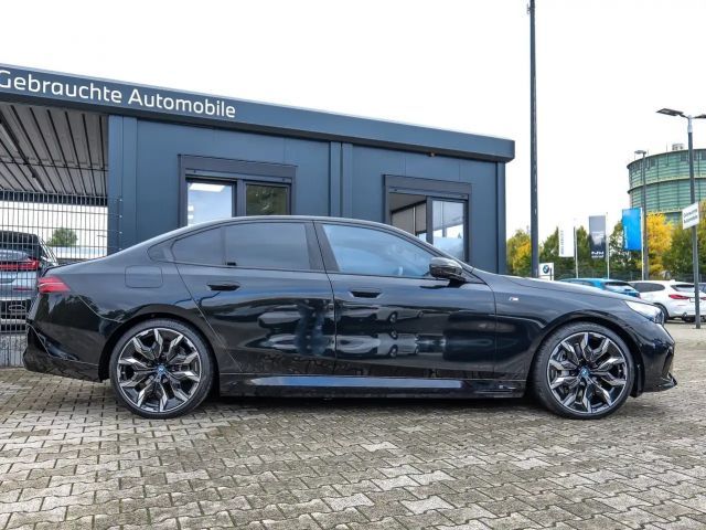 BMW 550 M-Sport Sedan xDrive