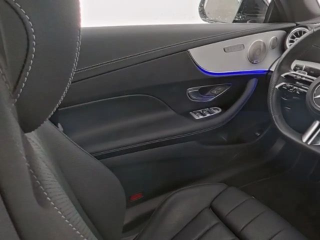 Mercedes-Benz E 200 AMG Line Cabriolet