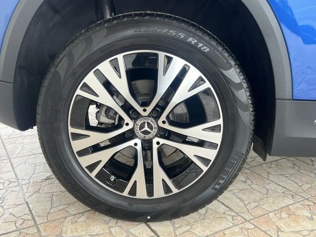 Mercedes-Benz GLA 200 Progressive