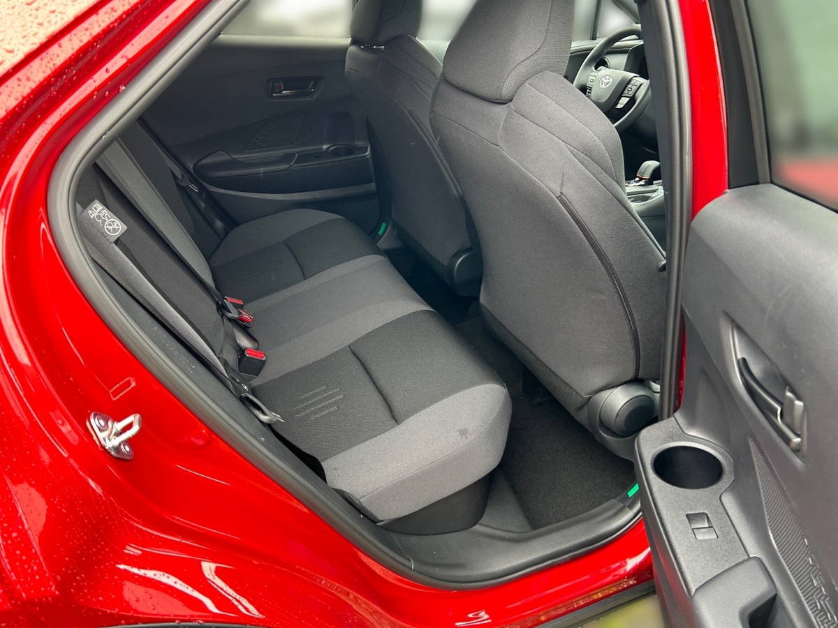 Toyota C-HR 5-deurs Team D Technik