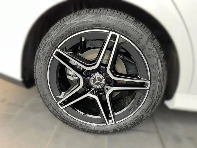 Mercedes-Benz CLA 200 AMG Line Shooting Brake