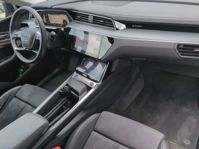 Audi Q8 e-tron 50 Business Quattro