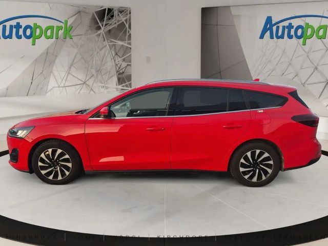 Ford Focus Titanium Wagon