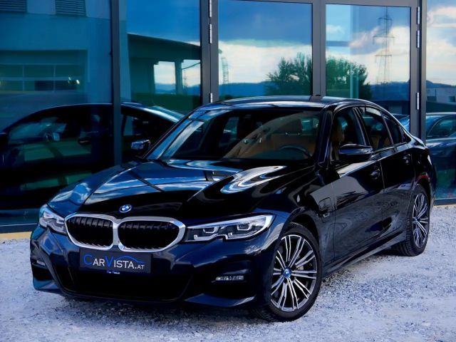 BMW 330 330e M-Sport Sedan