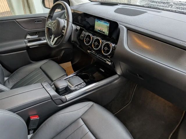 Mercedes-Benz B 200 B 200 d Progressive Sedan