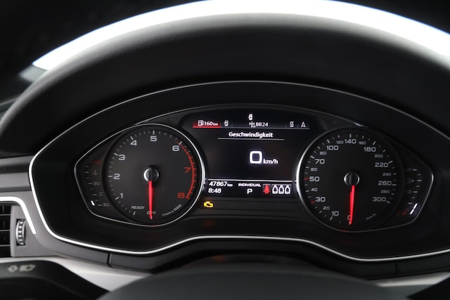 Audi A4 40 TFSI Avant Quattro S-Tronic