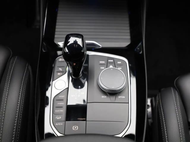 BMW X3 X3 FACELIFT - HAAK M PACK HUD