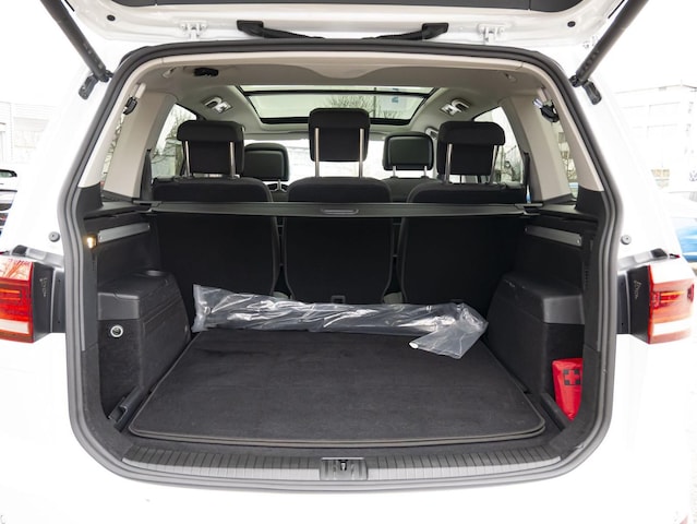 Volkswagen Touran 1.5 TSI DSG Highline R-Line