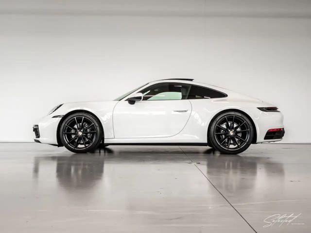 Porsche 911 4 Carrera Coupé