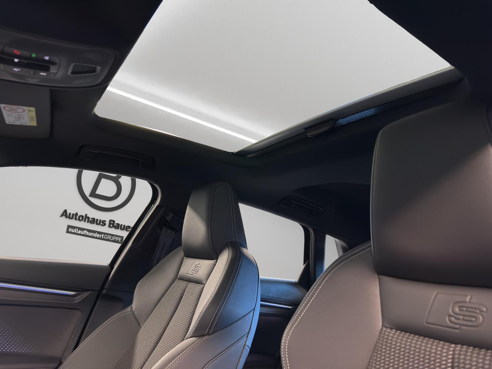 Audi A3 35 TFSI S-Line Sedan Sportback