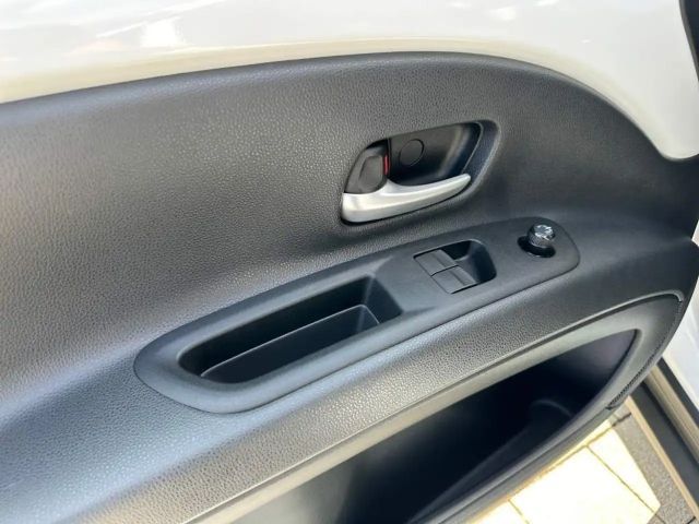 Toyota Aygo X Hatchback Play X-play