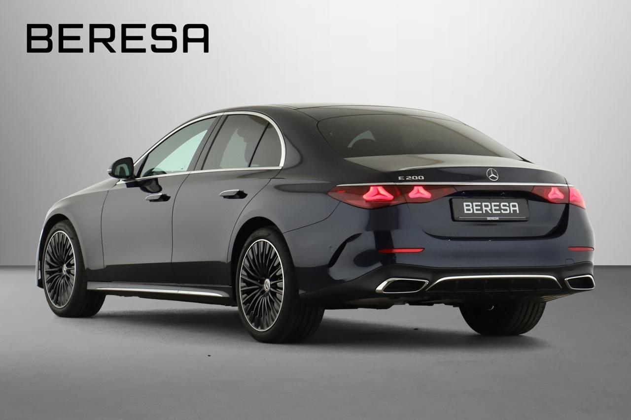 Mercedes-Benz E 200 AMG Line Sedan