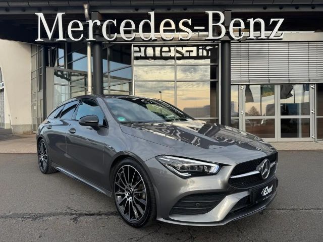 Mercedes-Benz CLA 200 AMG Line