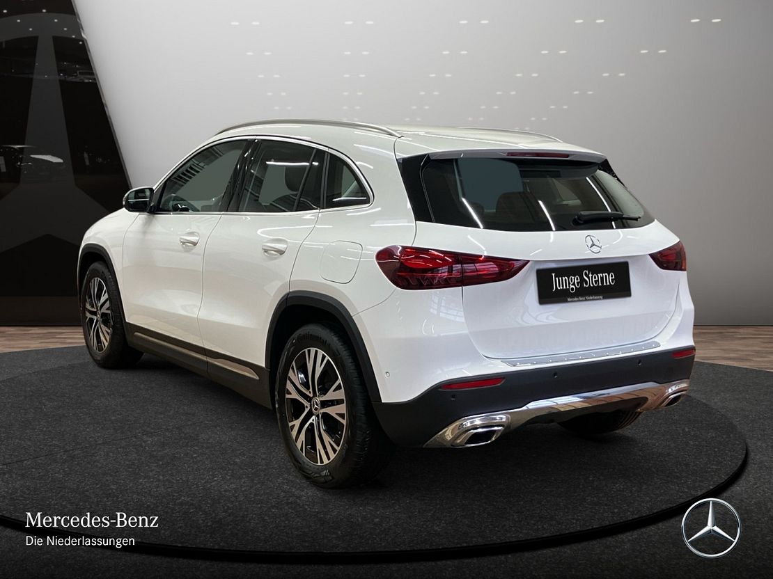 Mercedes-Benz GLA 180 Progressive