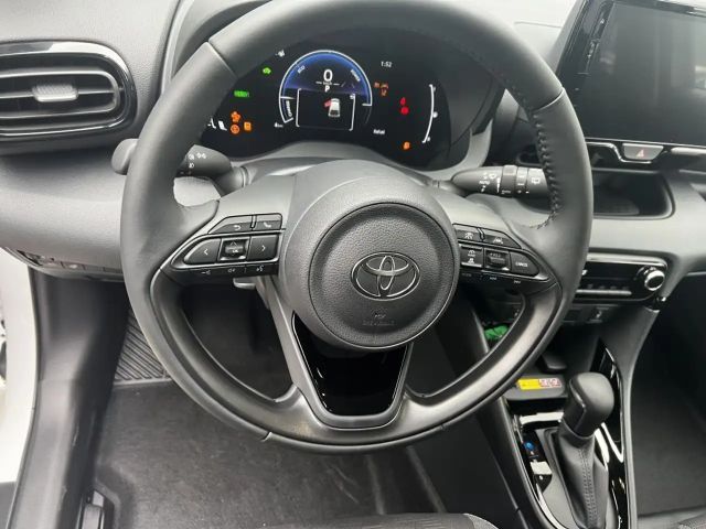 Toyota Yaris Hatchback Hybride VVT-i