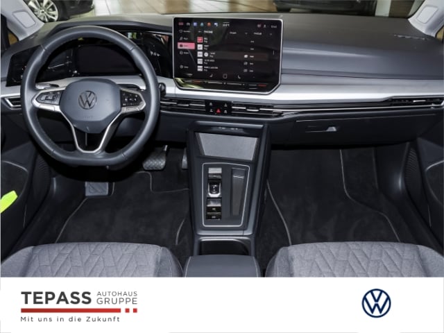 Volkswagen Golf 1.5 eTSI