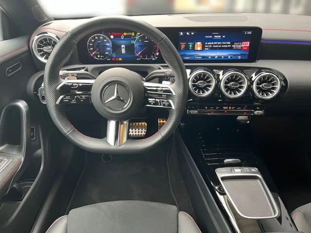 Mercedes-Benz CLA 200 AMG Line CLA 200 d