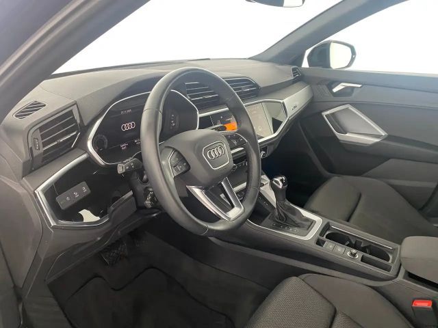 Audi Q3 35 TDI