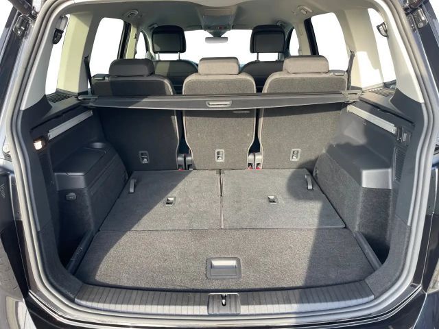 Volkswagen Touran DSG Highline