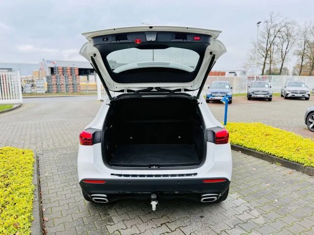 Mercedes-Benz GLA 200 Progressive