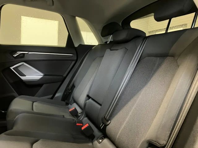 Audi Q3 35 TFSI S-Tronic