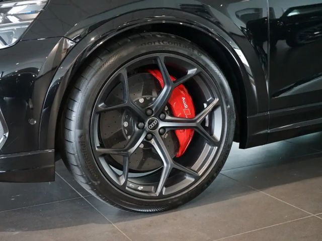 Audi RS Q8 Performance