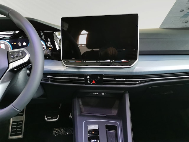 Volkswagen Golf 1.5 eTSI DSG Golf VIII