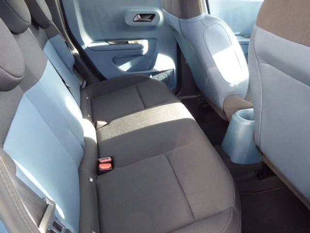 Fiat Grande Panda Hybrid mHEV 110 6-Gang eDCT Icon