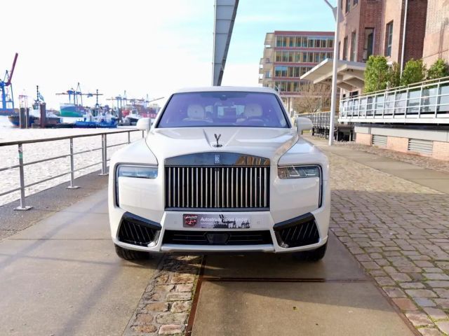 Rolls-Royce Cullinan Cullian Black Badge 2026  4 Seats I star headliner