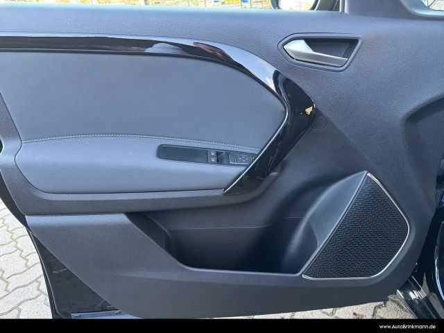 Mercedes-Benz T 180 T 180 d LED Navi Parkp.Kamera MBUX Autom. SHZ