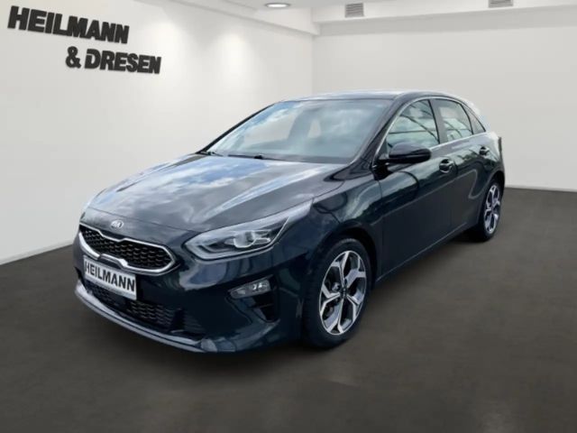 Kia Ceed CRDi Hybrid Spirit