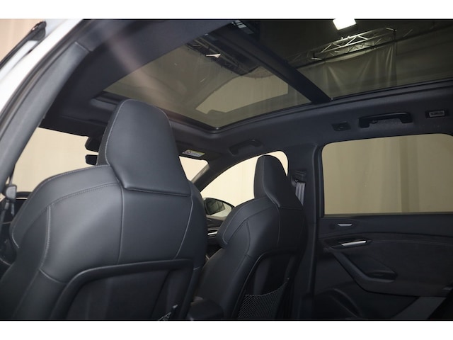 Audi Q6 e-tron Quattro