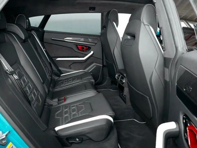 Lamborghini Urus SE  Blu Uranus, Style Pack High Gloss Black