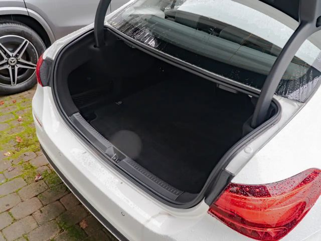 Mercedes-Benz A 200 Progressive