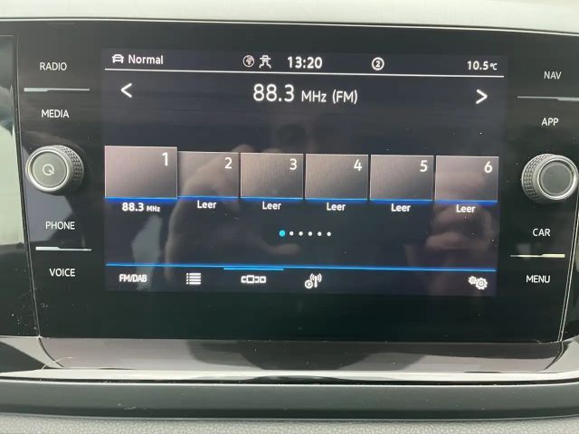 Volkswagen Taigo 1.5 TSI DSG R-Line