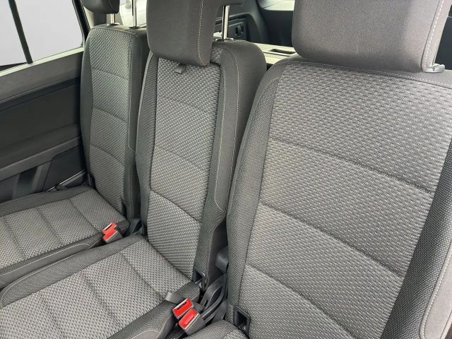 Volkswagen Touran 1.5 TSI DSG R-Line