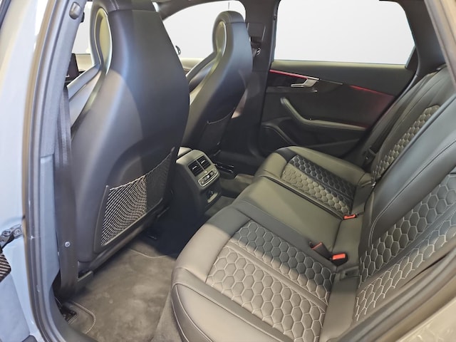 Audi RS4 Avant Quattro