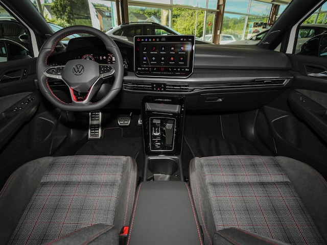 Volkswagen Golf 2.0 TSI DSG IQ.Drive