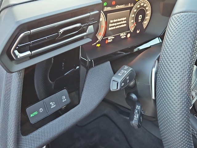 Audi A3 30 TFSI S-Line S-Tronic Sportback