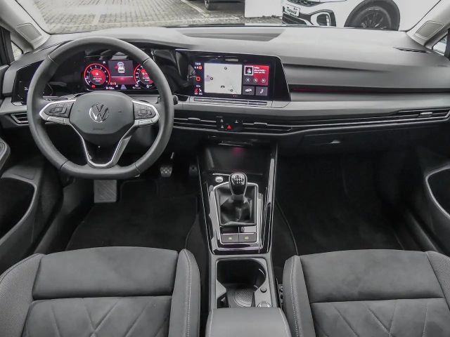 Volkswagen Golf Style