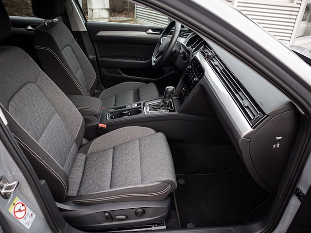 Volkswagen Passat 1.5 TSI Business DSG Variant