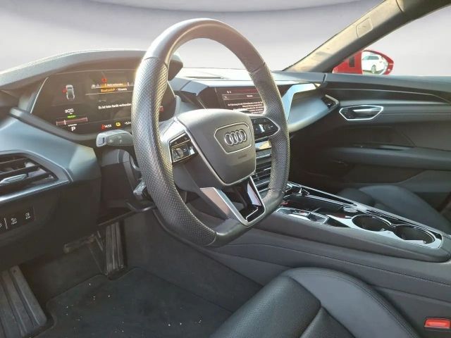 Audi e-tron GT PanoDach airSuspension RemoteA