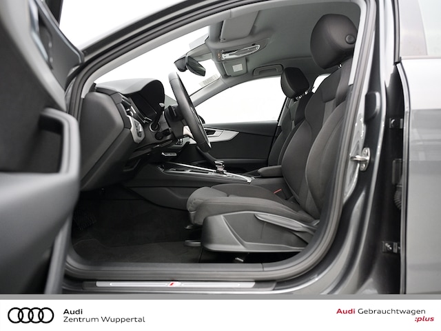 Audi A4 35 TFSI S-Line S-Tronic Sedan